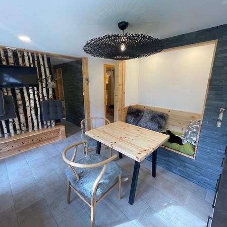 Bungalows Am Waldessaum Bei Hohenzieritz 外观 照片