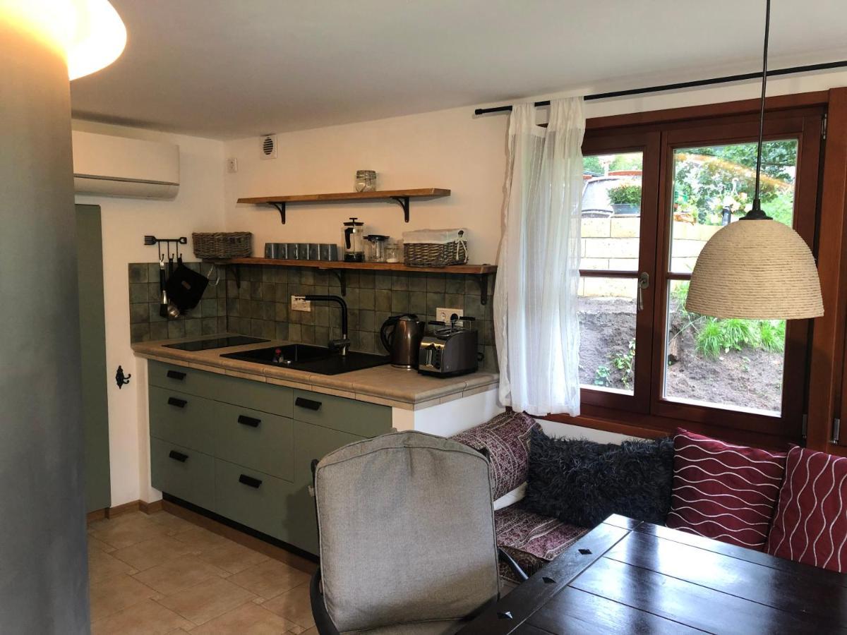Bungalows Am Waldessaum Bei Hohenzieritz 外观 照片