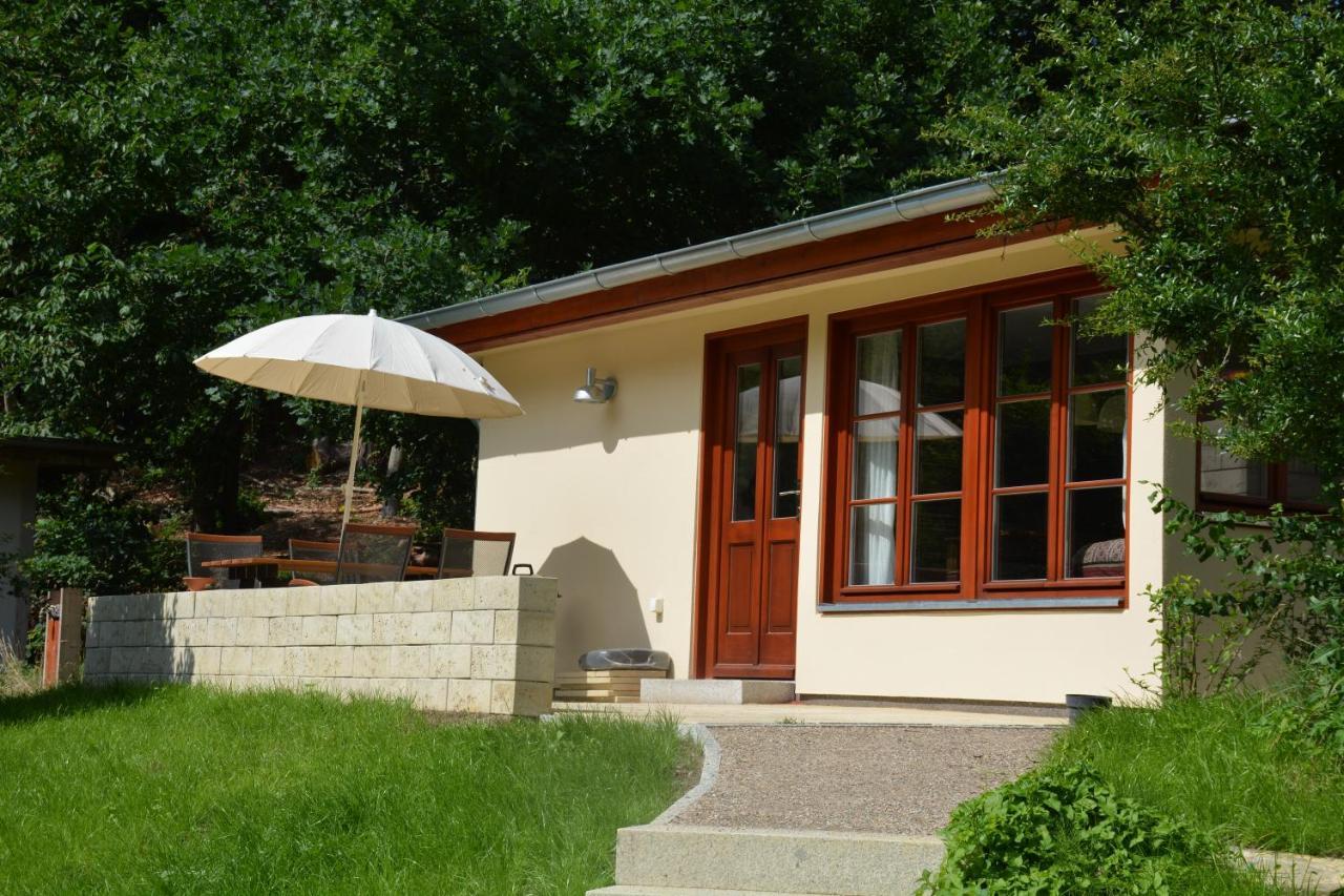 Bungalows Am Waldessaum Bei Hohenzieritz 外观 照片