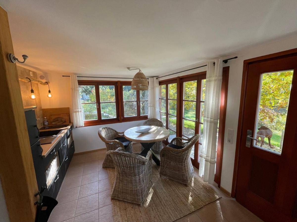 Bungalows Am Waldessaum Bei Hohenzieritz 外观 照片